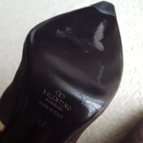 Valentino Garavani Leopard Print Pony Hair Boot - Picture 4 of 8